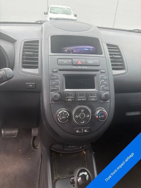Used 2013 Kia Soul FWD image 9