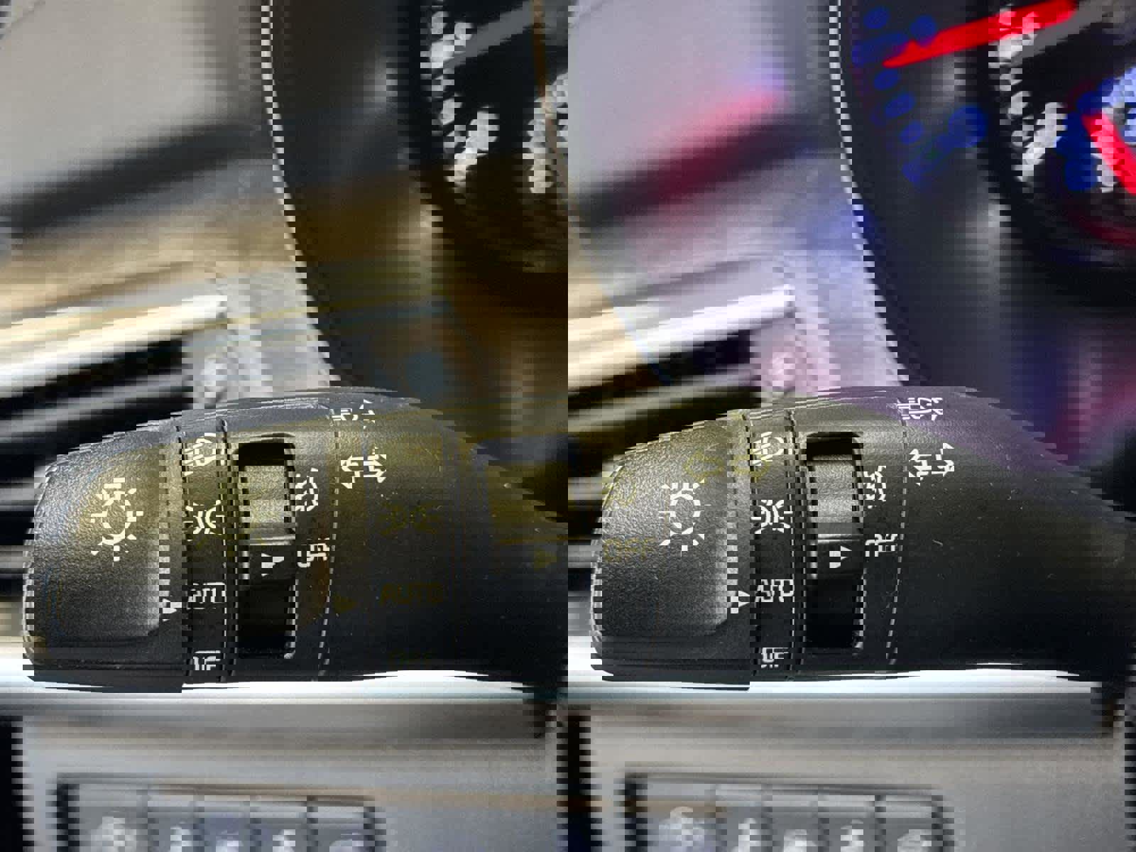 Used 2021 Kia Telluride SX w/ SX Prestige Package image 23