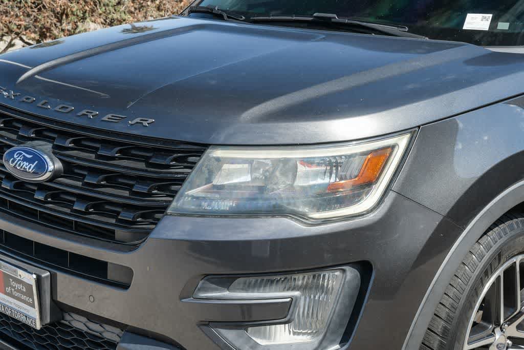 Used 2017 Ford Explorer Sport AWD/4WD image 5