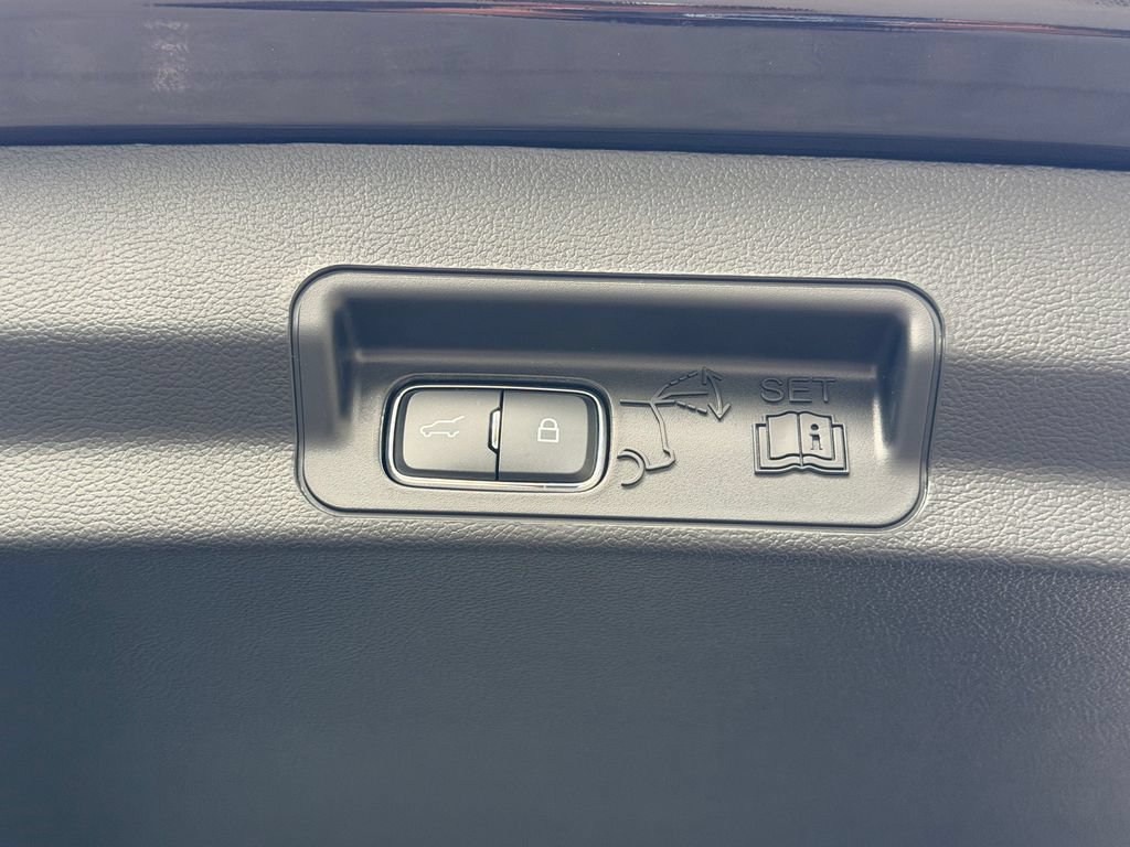 New 2027 Ford Explorer Active w/ Active Comfort Package AWD/4WD image 19