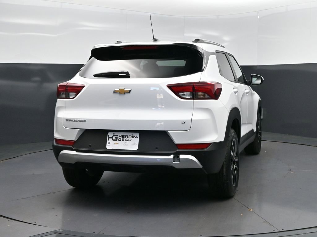 New 2026 Chevrolet TrailBlazer LT w/ LT Cold Weather Package FWD image 7