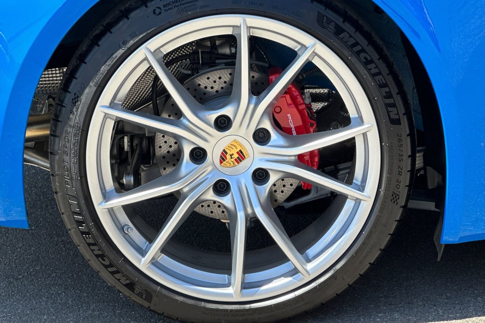 New 2025 Porsche 718 Boxster S image 41