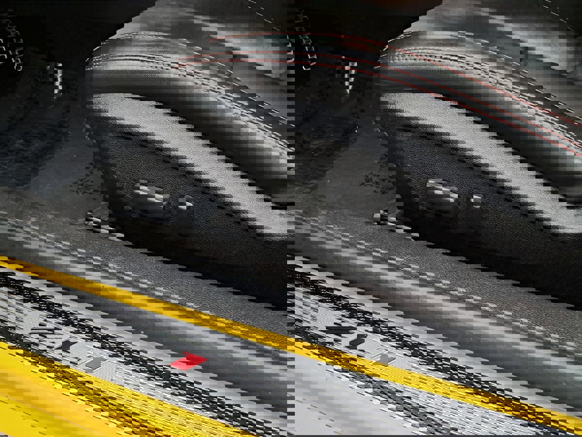 Used 2013 Chevrolet Camaro ZL1 image 13