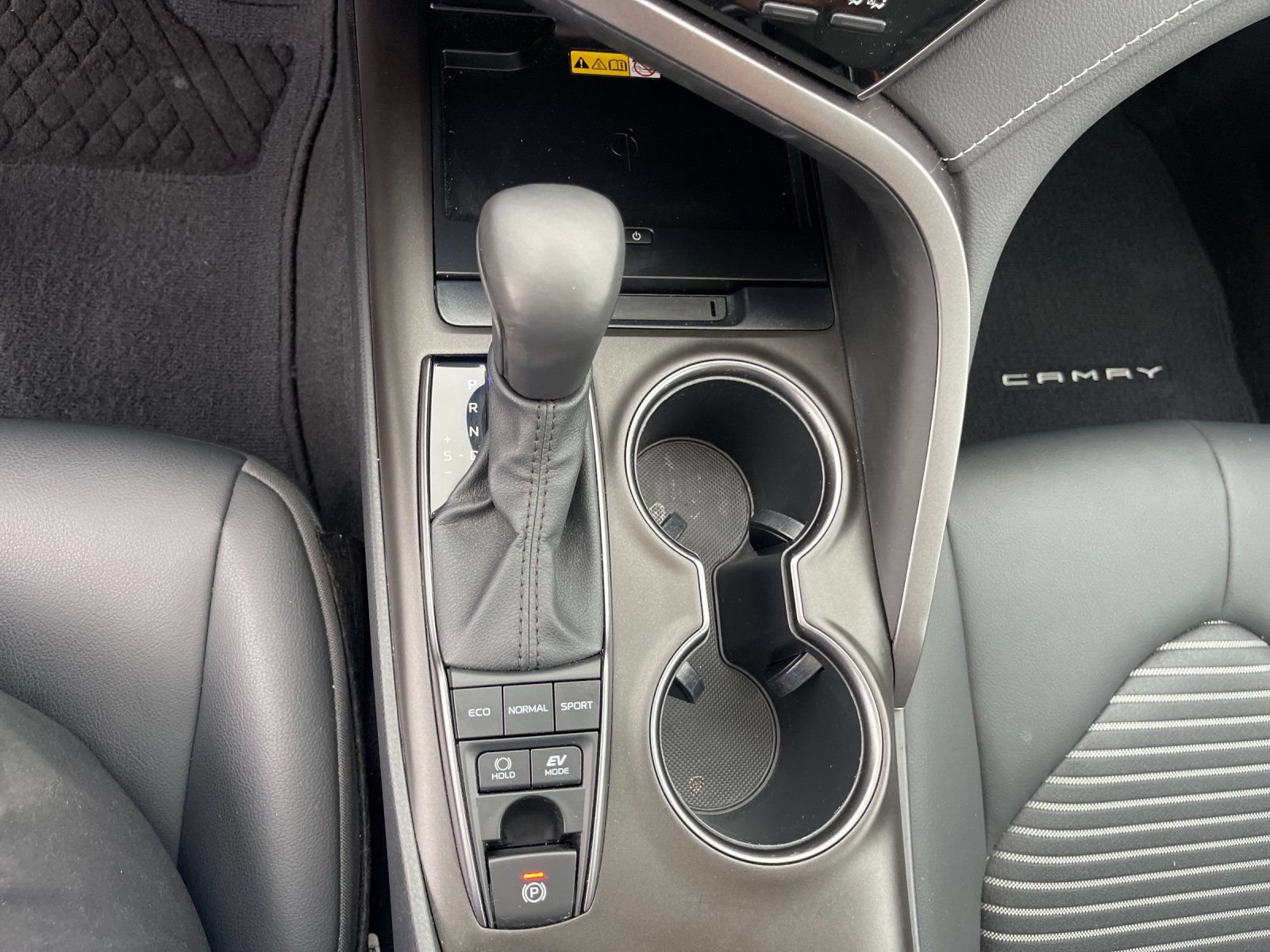 Used 2023 Toyota Camry SE w/ Audio Upgrade Package FWD image 22