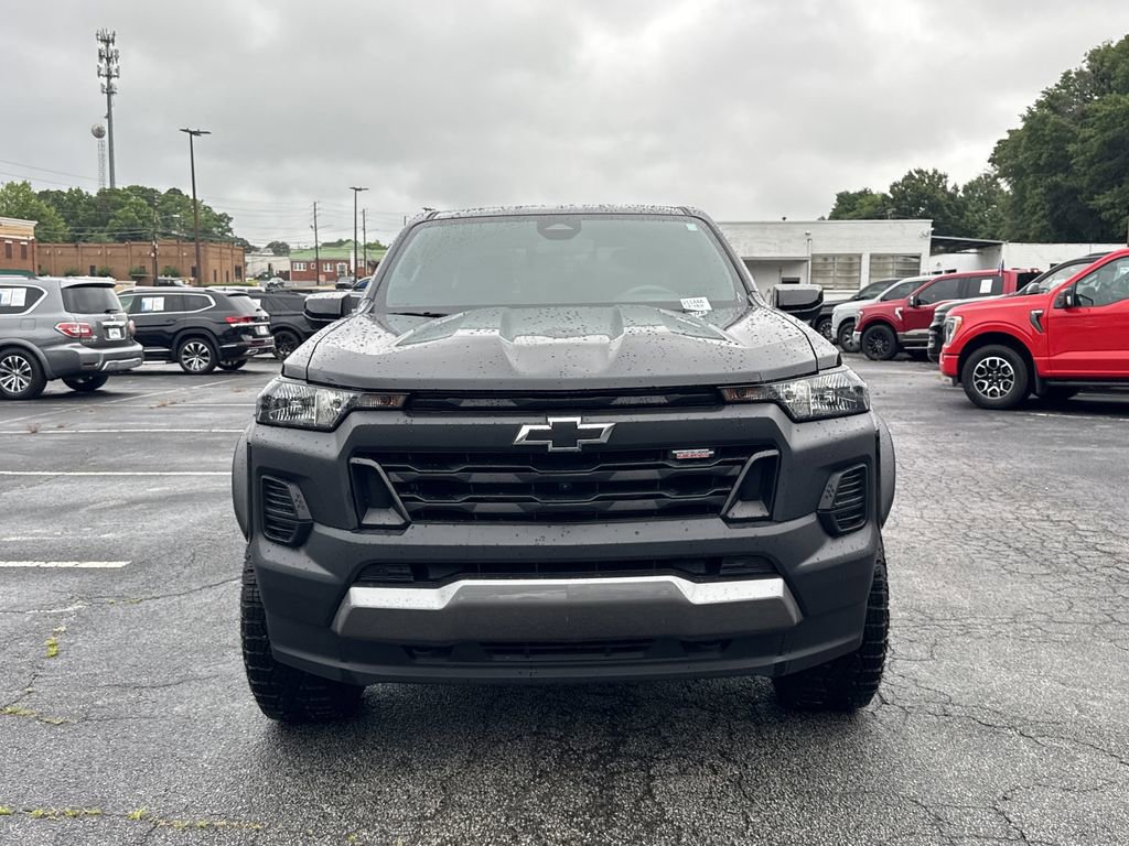 Used 2024 Chevrolet Colorado Trail Boss w/ Technology Package AWD/4WD image 2