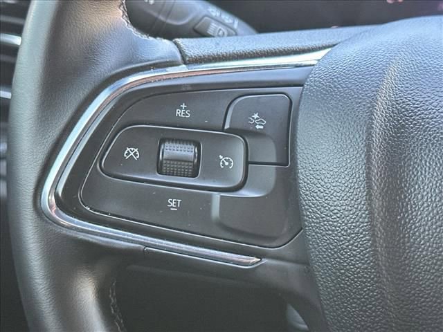 Certified 2025 Buick Envista Sport Touring w/ Experience Buick Package FWD image 23