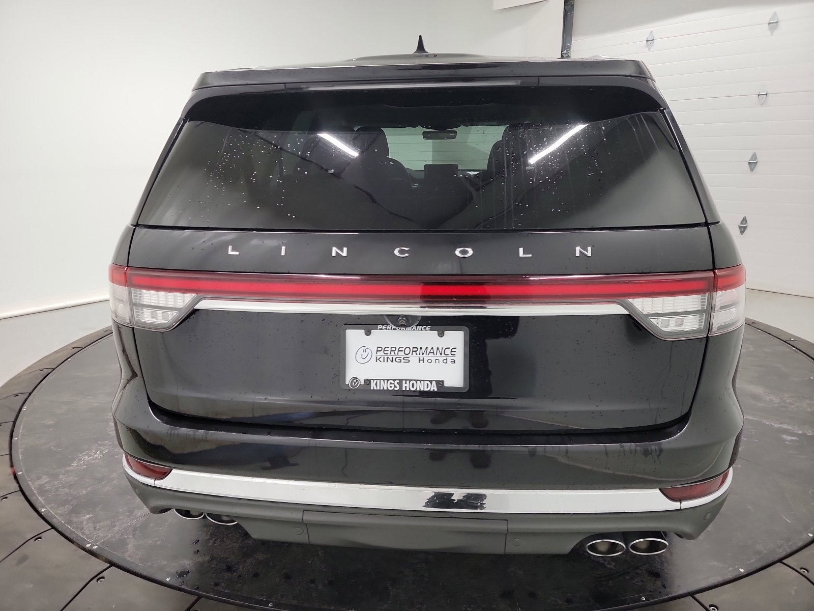 Used 2020 Lincoln Aviator Reserve w/ Equipment Group 202A image 8