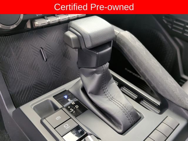 Certified 2025 Toyota Tacoma SR5 AWD/4WD image 21
