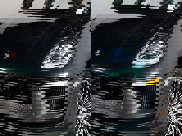 New 2026 Porsche Macan GTS AWD/4WD image 30