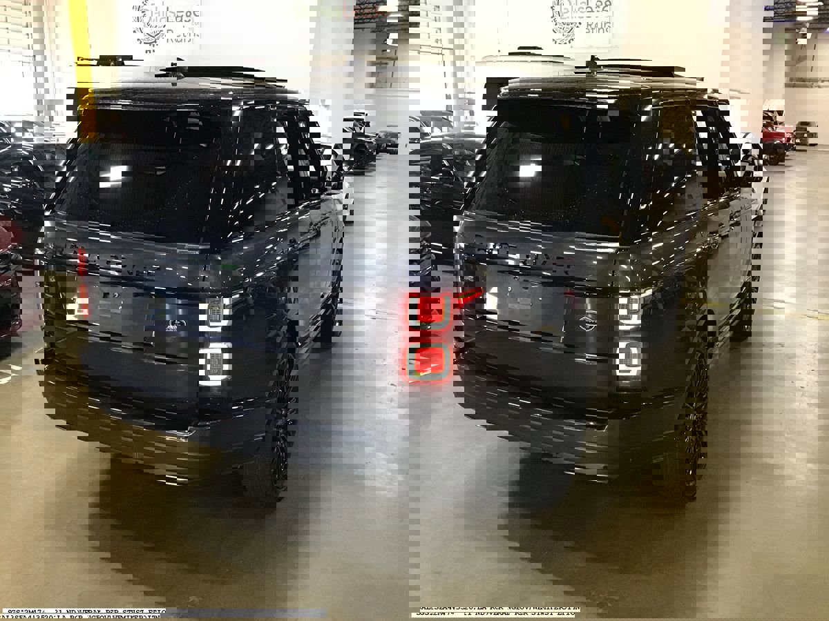 Used 2021 Land Rover Range Rover P525 Westminster Edition image 5