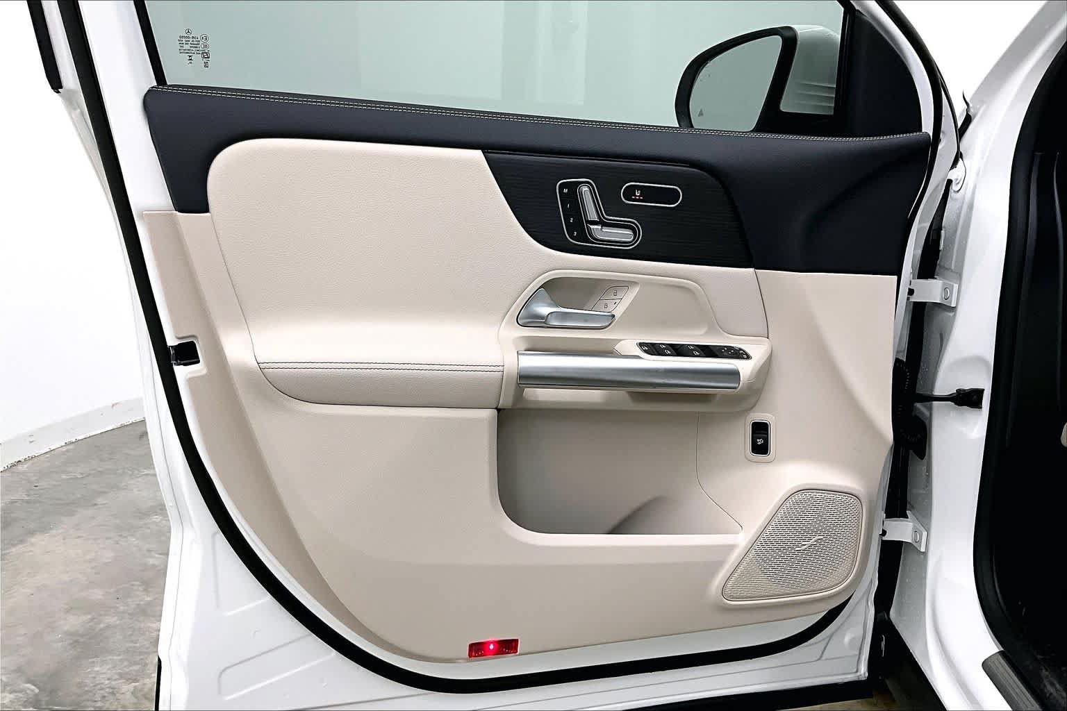 Certified 2026 Mercedes-Benz GLA 250 4MATIC image 10