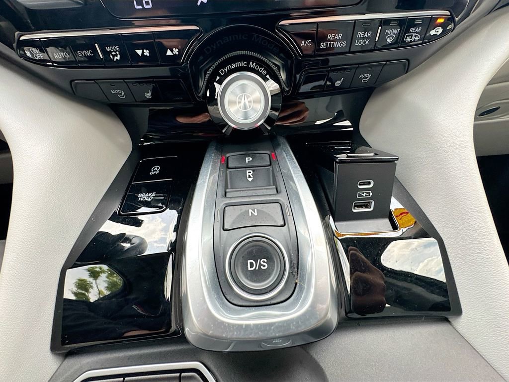 Used 2022 Acura MDX SH-AWD w/ Technology Package image 26