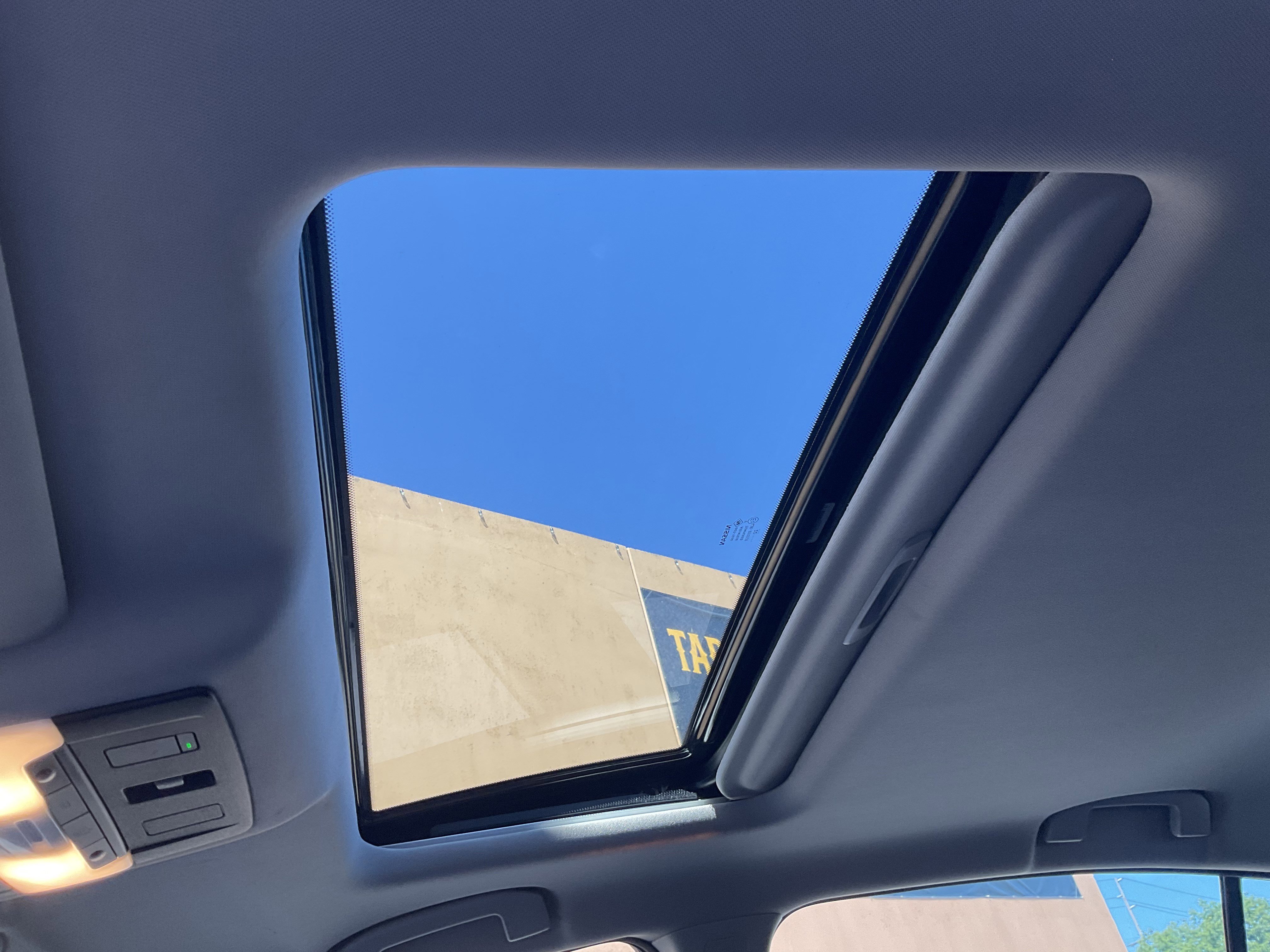 Used 2023 Nissan Altima 2.5 SV w/ SV Premium Package image 33