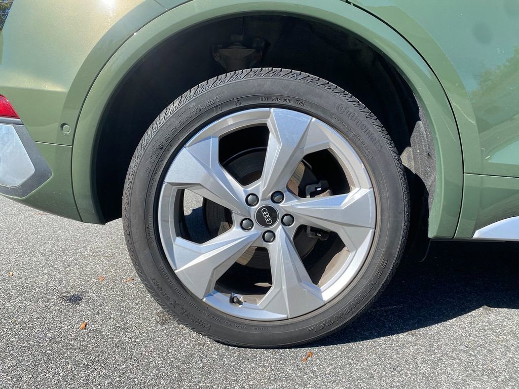 Used 2021 Audi Q5 Prestige w/ Prestige Package image 31