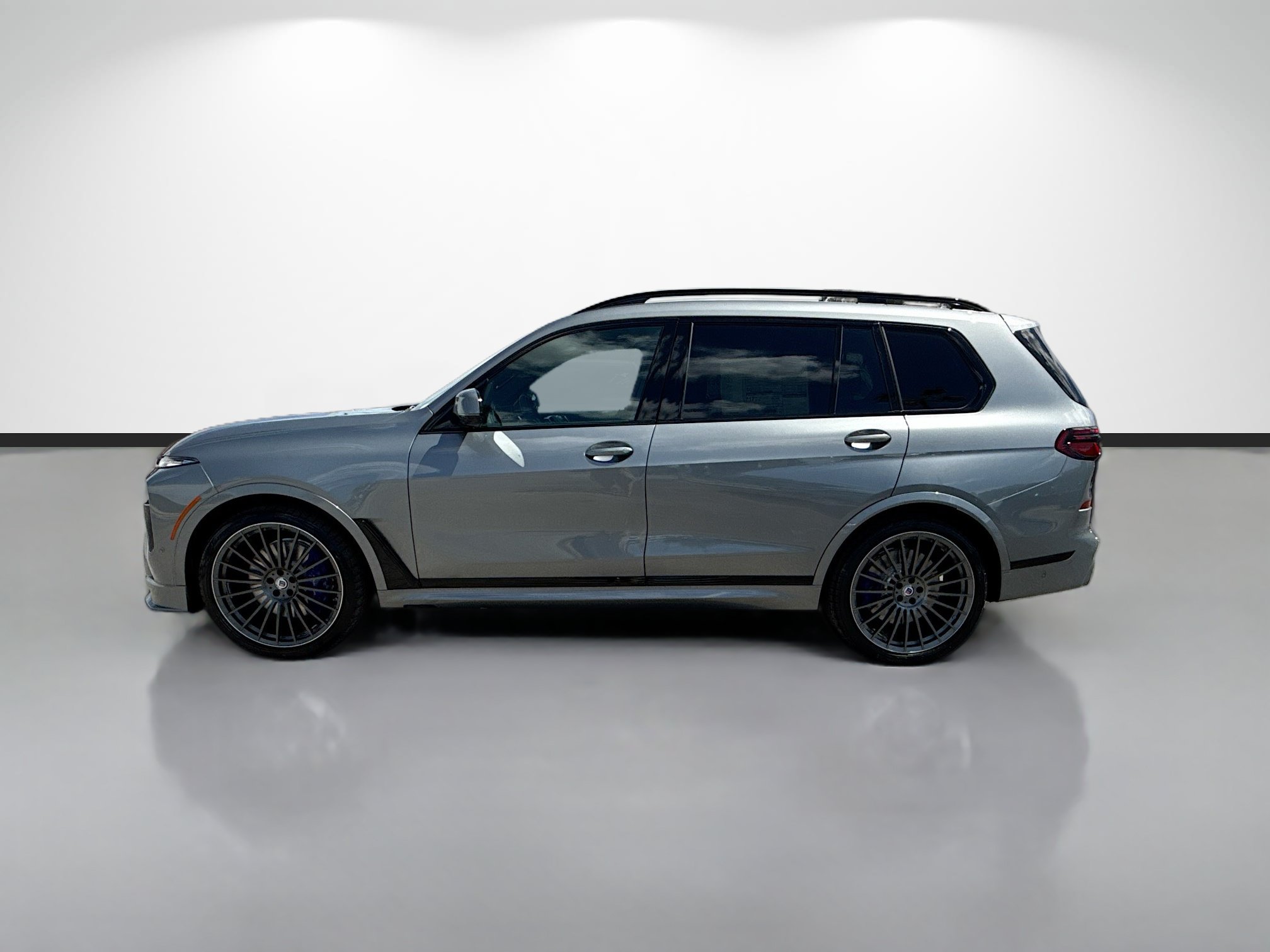 New 2026 BMW ALPINA XB7 AWD/4WD image 6
