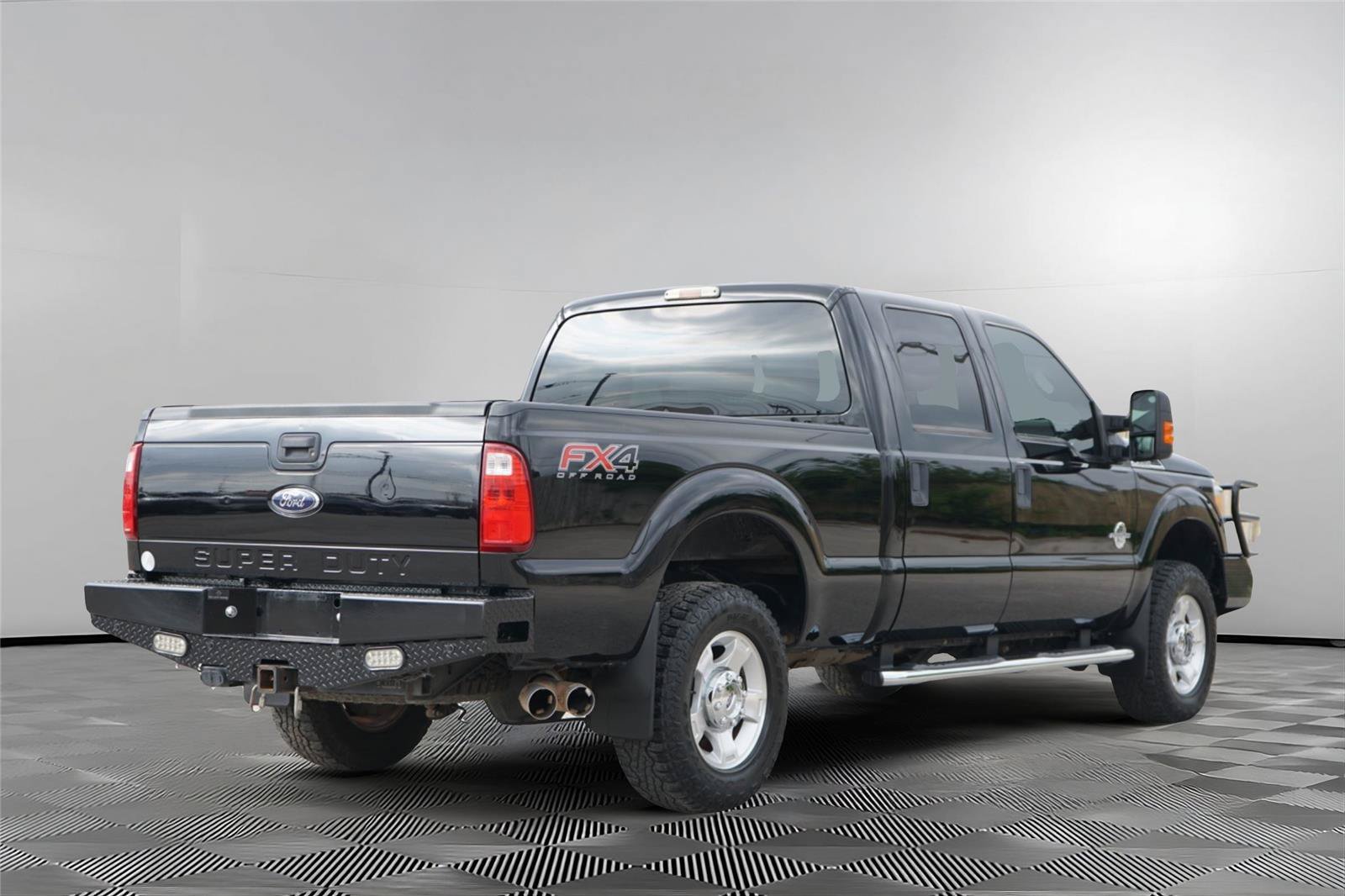 Used 2016 Ford F250 XLT w/ XLT Value Package AWD/4WD image 5