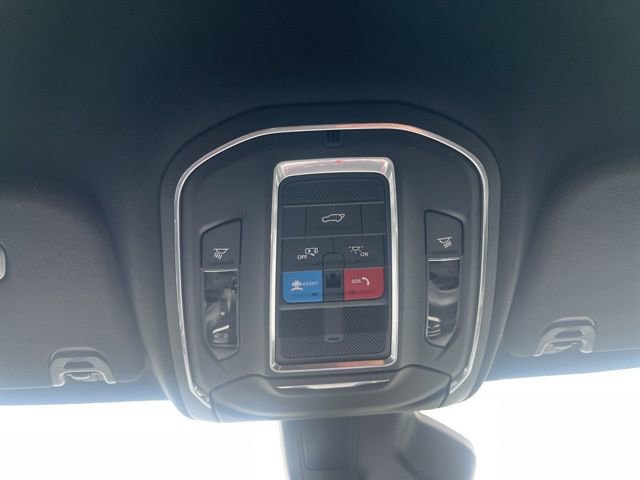 Used 2023 Jeep Wagoneer Series III w/ Preferred Equipment Group image 27