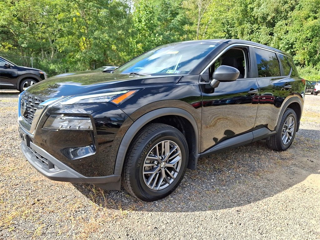 Used 2021 Nissan Rogue S image 3