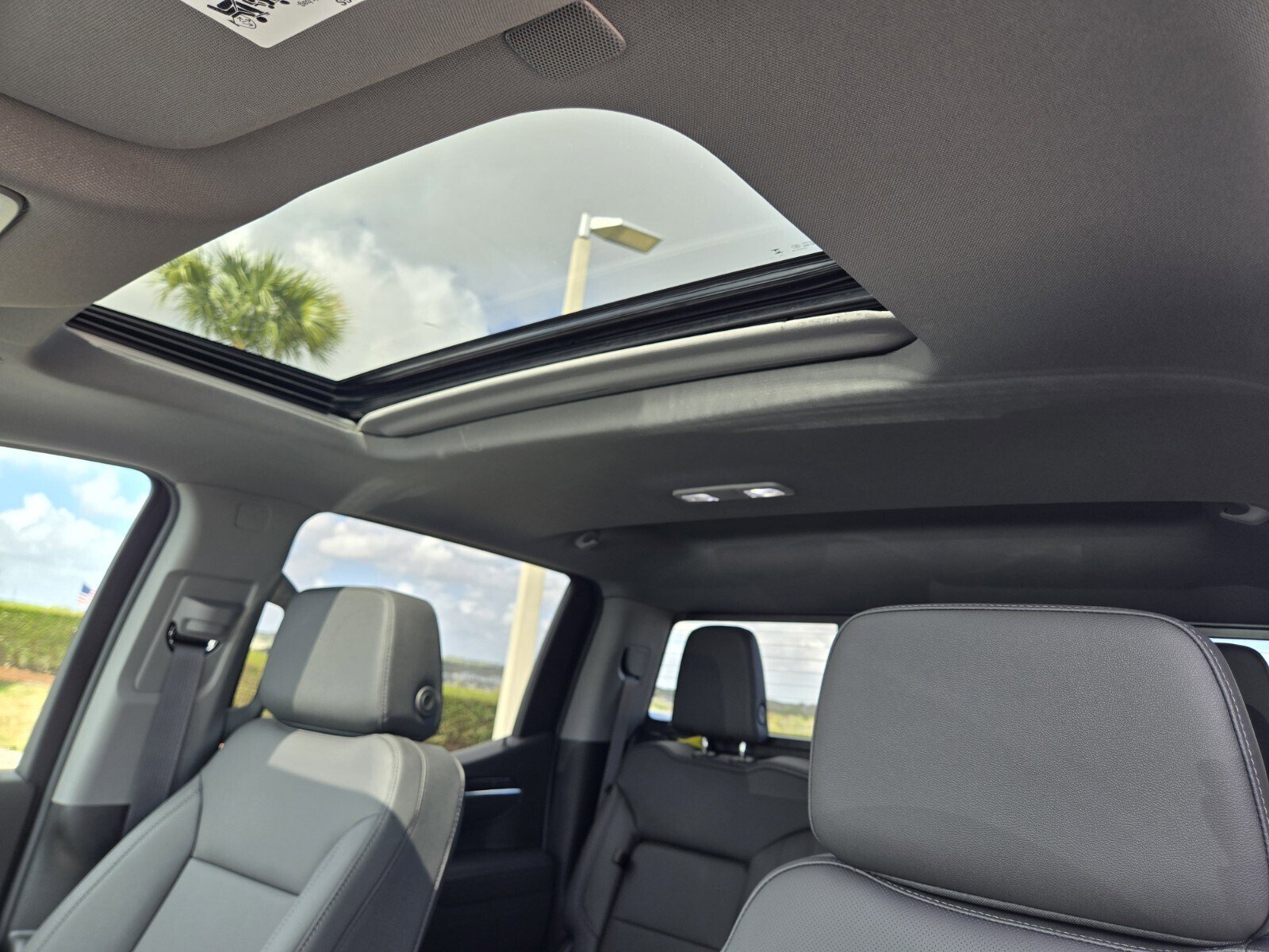 New 2026 Chevrolet Silverado 1500 LTZ w/ Technology Package AWD/4WD image 13