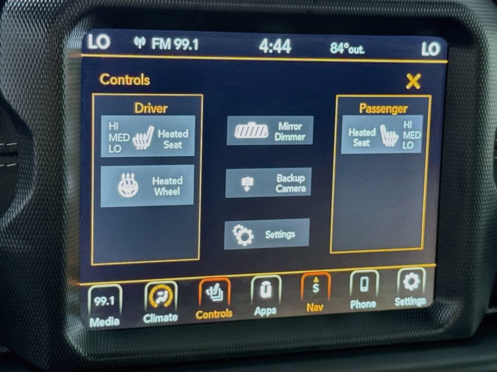 Used 2020 Jeep Wrangler Unlimited Sahara AWD/4WD image 12