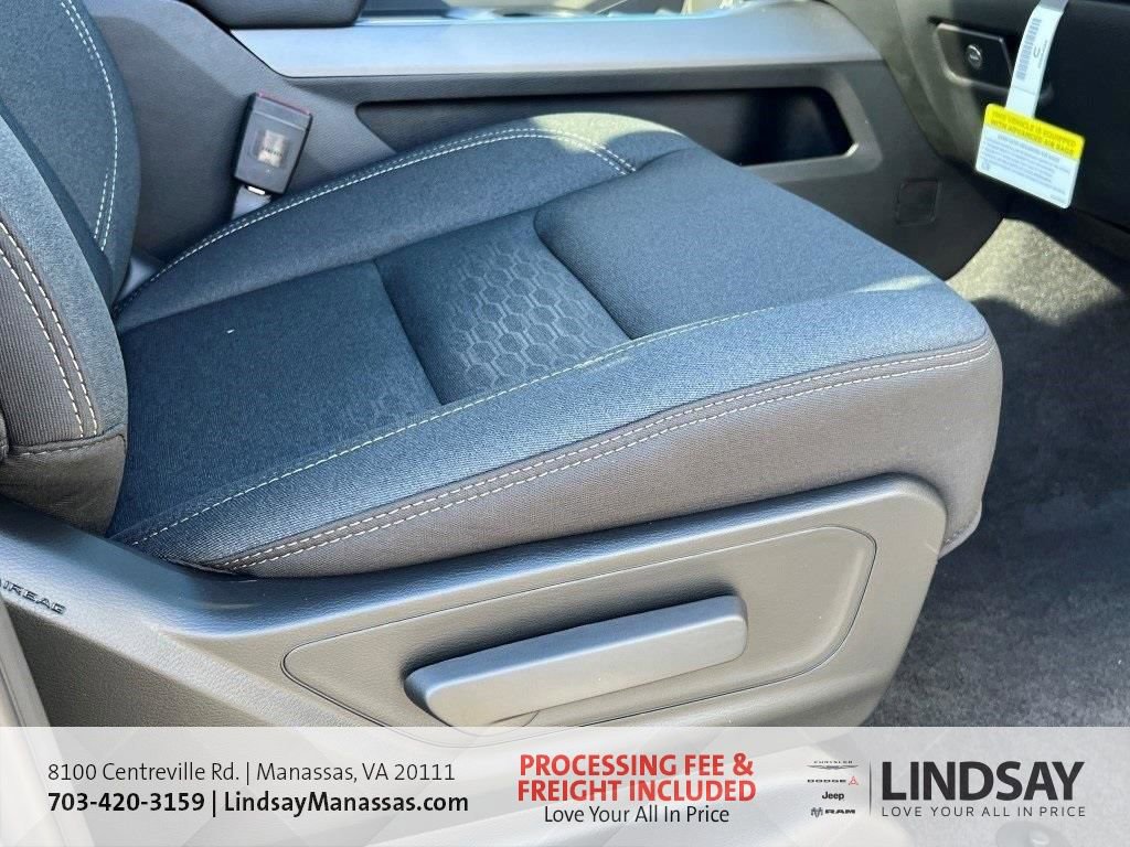 New 2026 RAM 1500 Big Horn AWD/4WD image 8