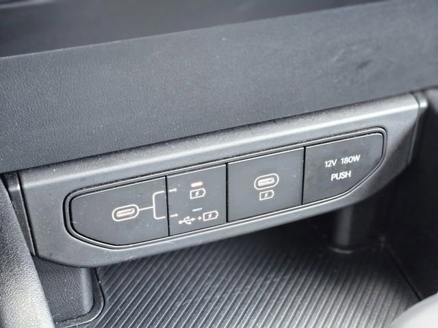Used 2025 Kia K4 LXS image 26