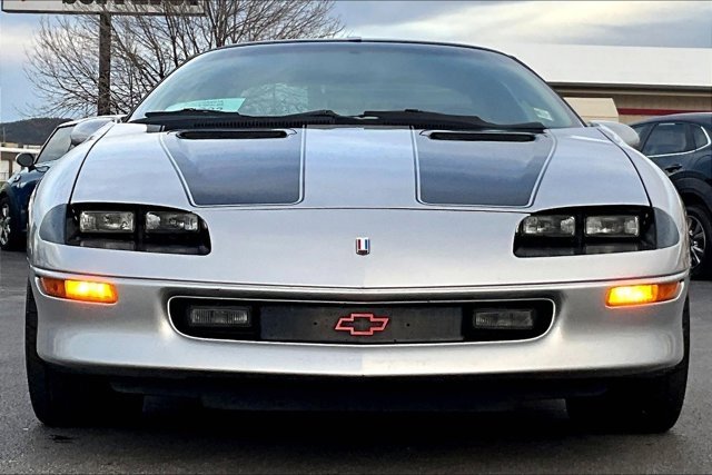 Used 1997 Chevrolet Camaro Z28 w/ Preferred Equipment Group 2 image 2