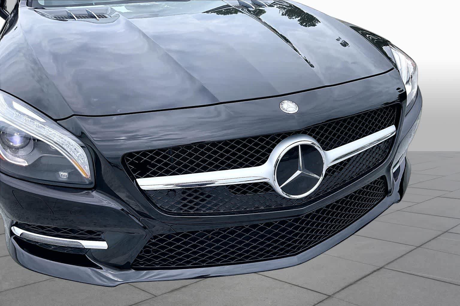 Used 2015 Mercedes-Benz SL 550 image 23