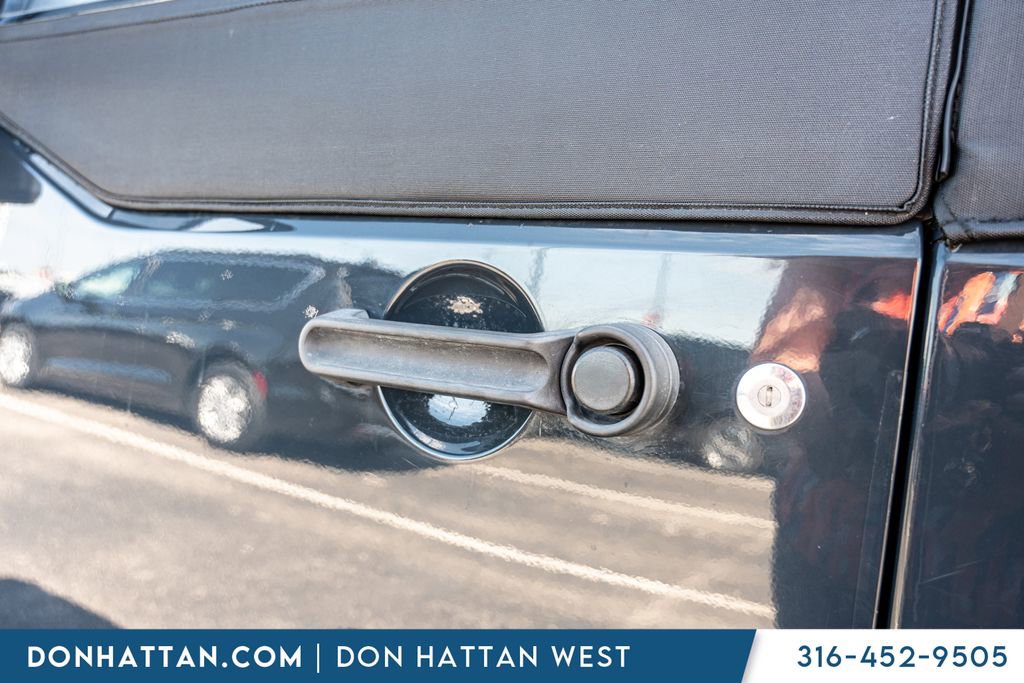 Used 2016 Jeep Wrangler Sport image 23