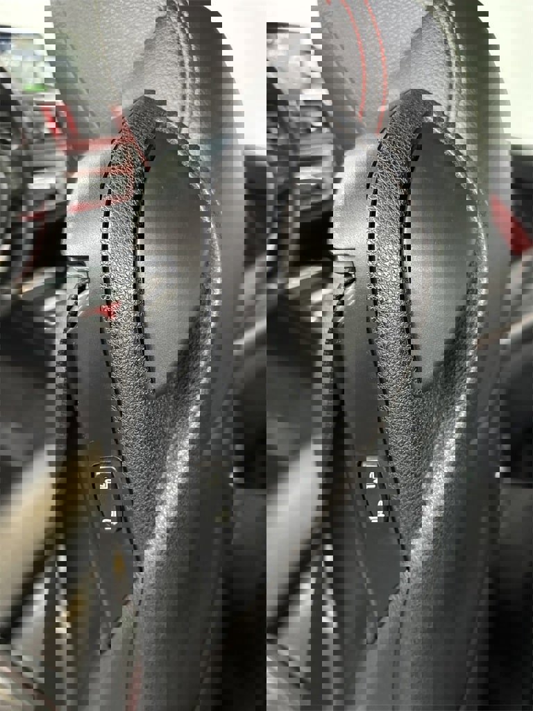 Used 2014 BMW 435i Convertible image 27