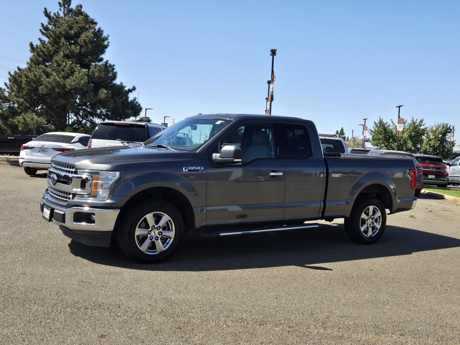 Used 2018 Ford F150 XLT w/ Equipment Group 302A Luxury RWD image 7