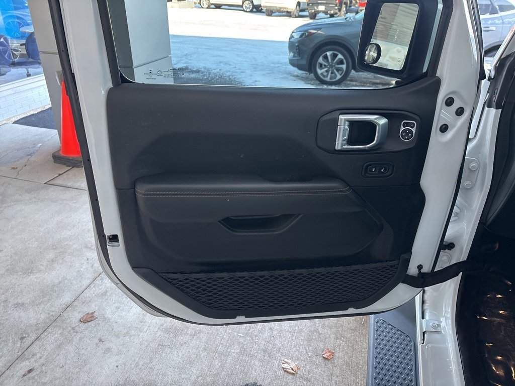 Used 2021 Jeep Gladiator High Altitude image 8