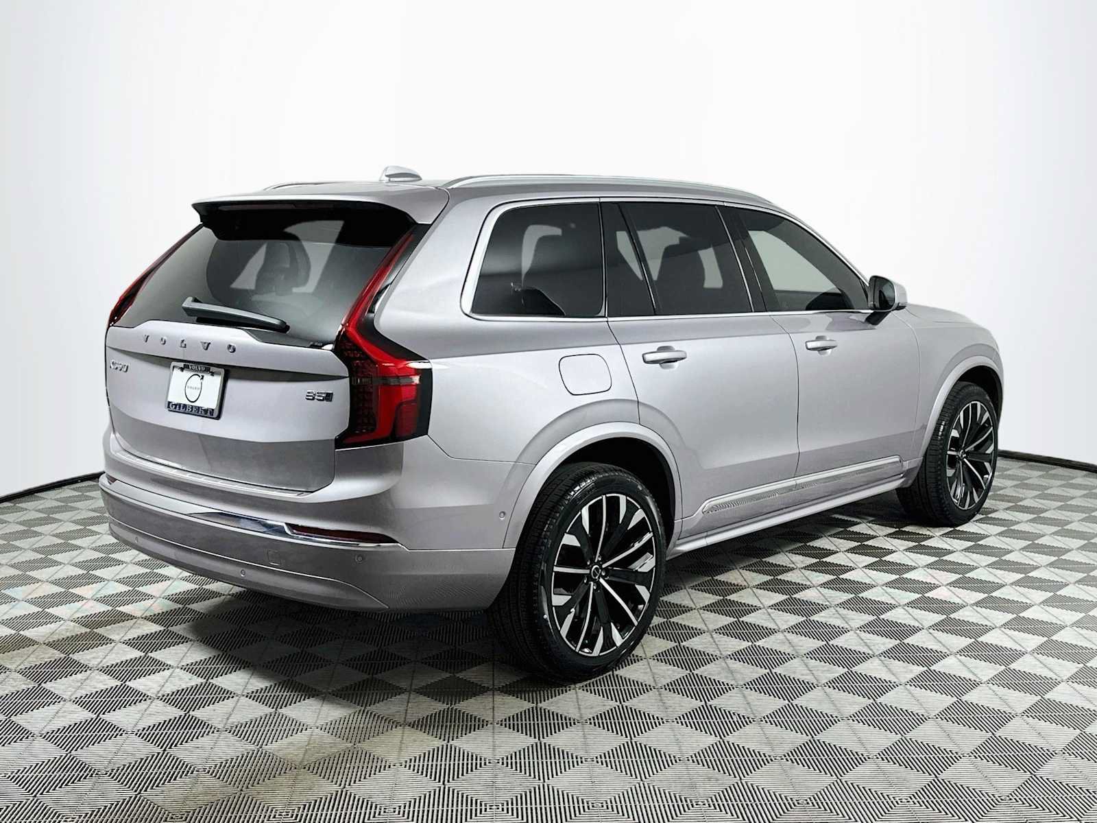 New 2026 Volvo XC90 B5 Plus AWD/4WD image 7