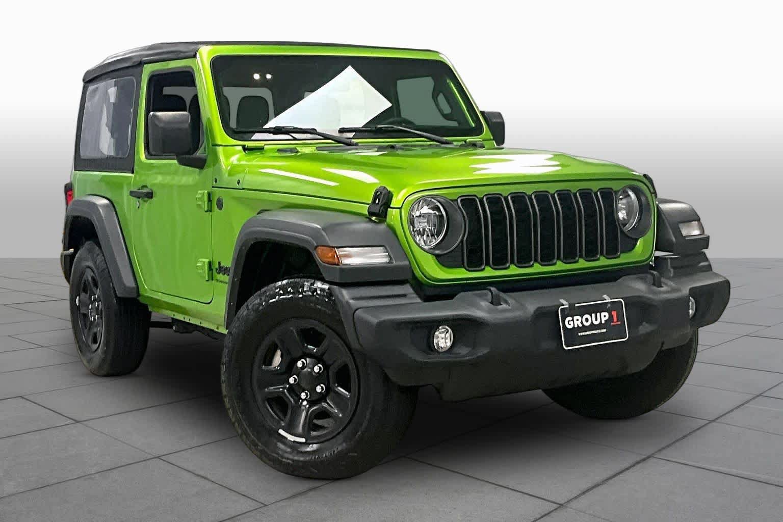 Used 2025 Jeep Wrangler Sport AWD/4WD image 3