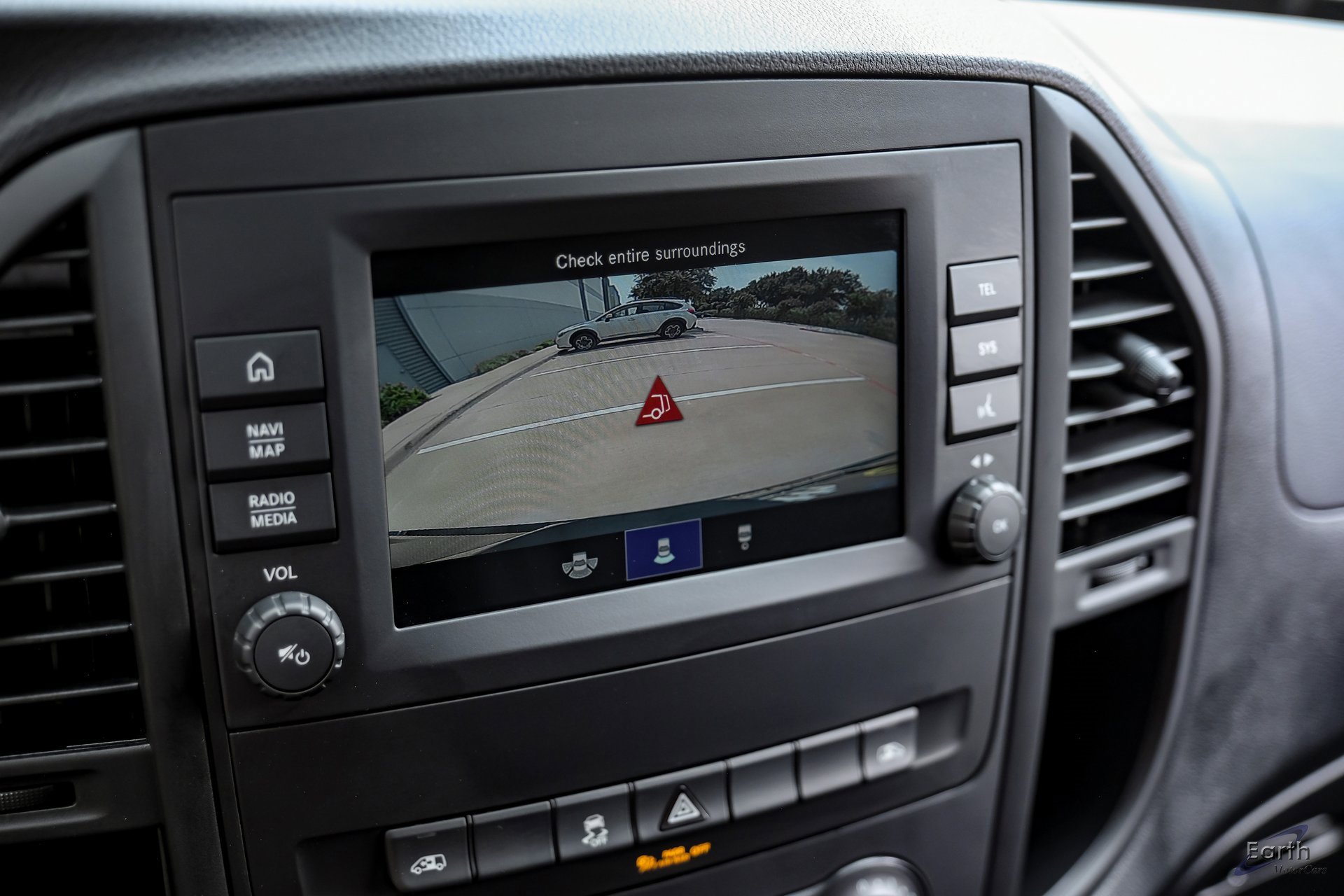 Used 2023 Mercedes-Benz Metris Passenger image 54