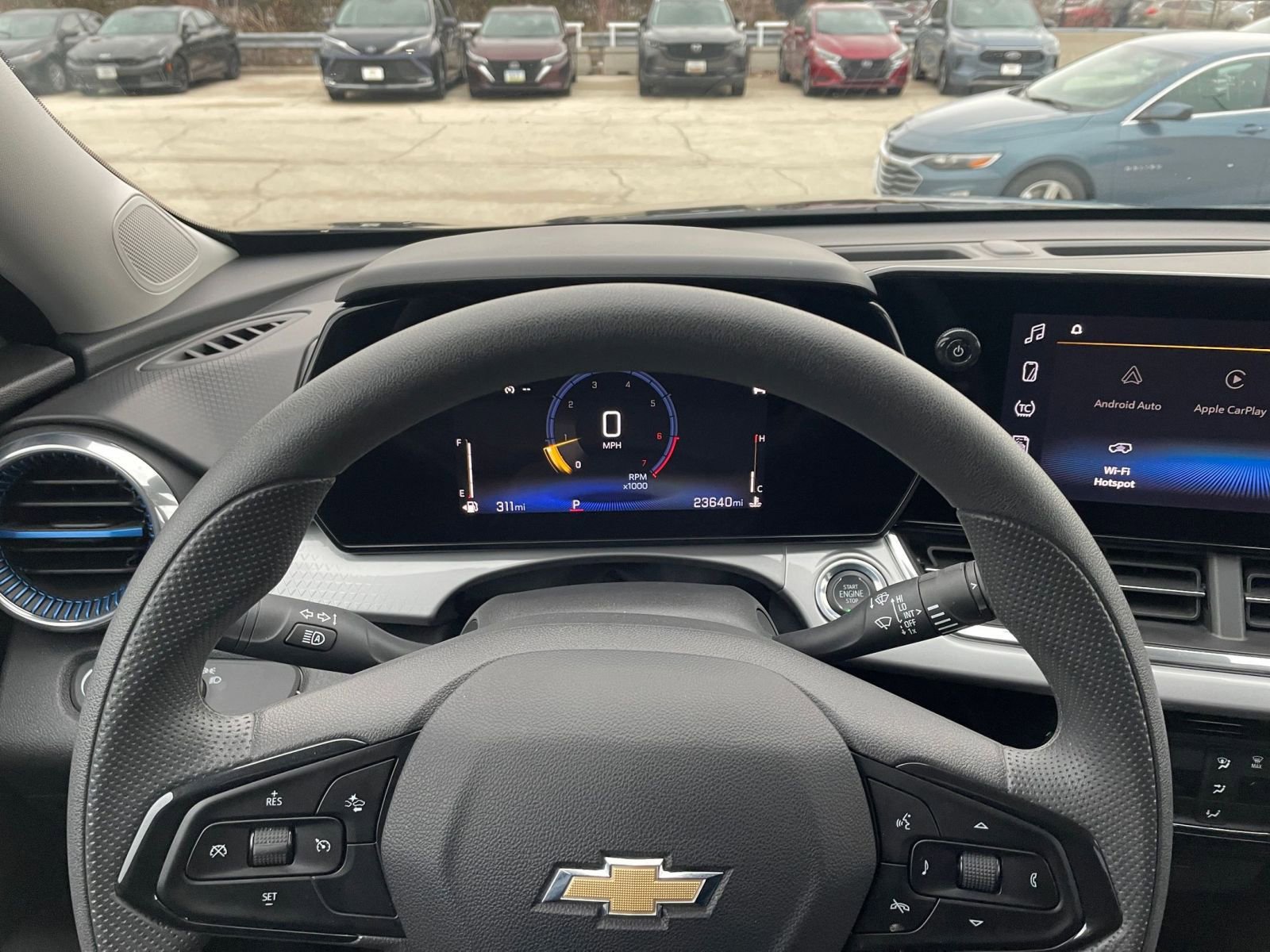 Used 2025 Chevrolet Trax LT image 33