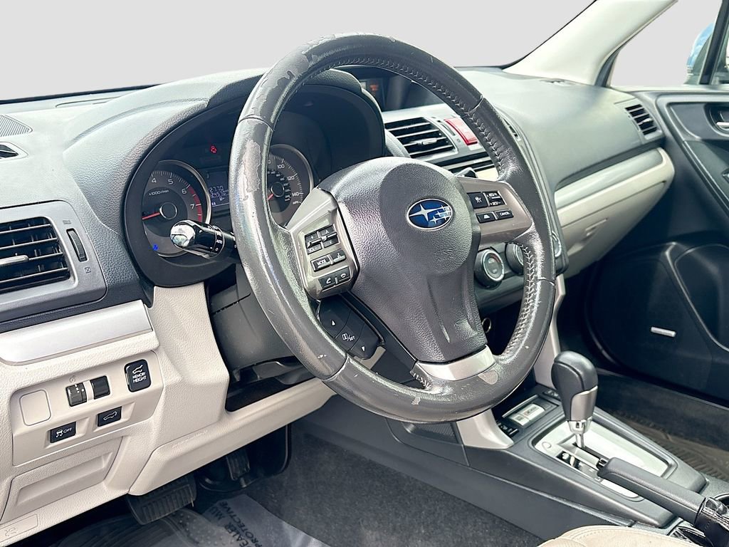 Used 2015 Subaru Forester 2.5i Limited AWD/4WD image 9