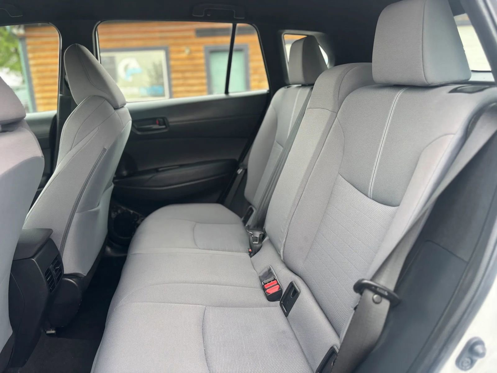 Used 2023 Toyota Corolla Cross AWD Hybrid image 14