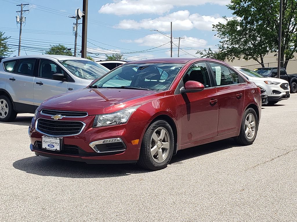 Used 2016 Chevrolet Cruze LT w/ Enhanced Safety Package FWD image 1