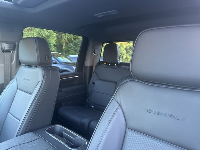 New 2025 GMC Sierra 2500 Denali w/ Denali Reserve Package image 17