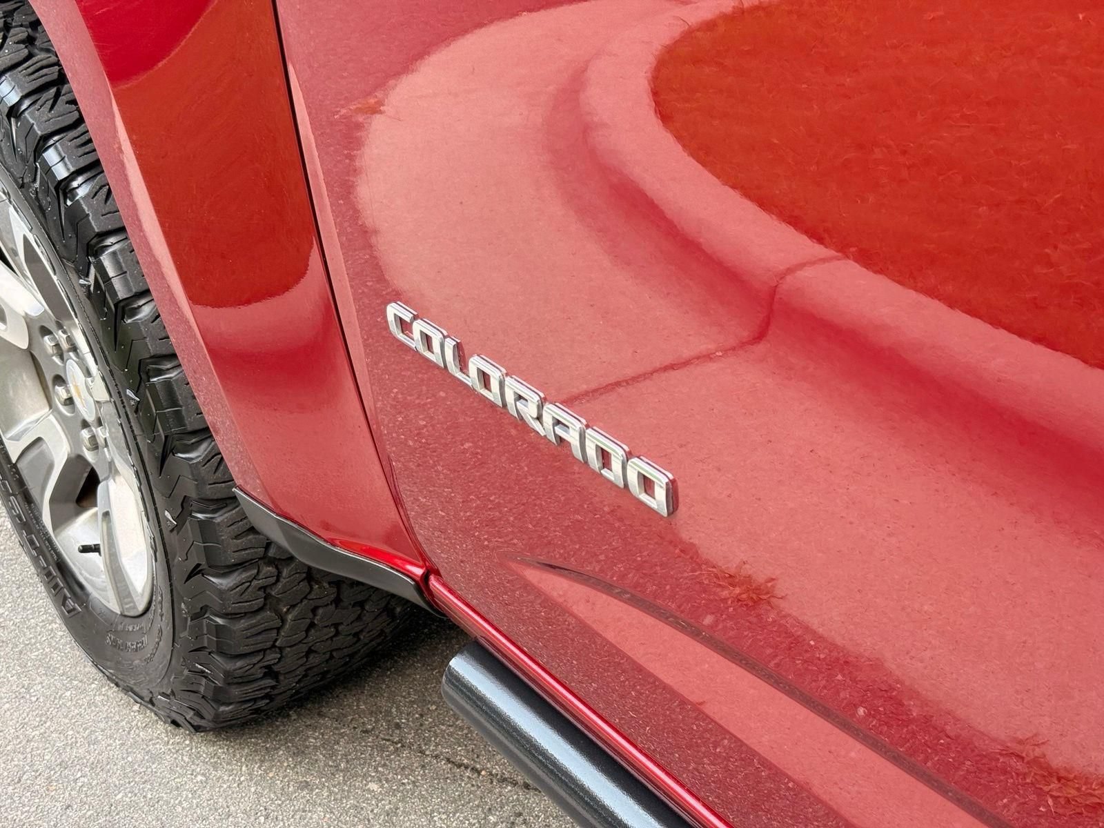 Used 2018 Chevrolet Colorado Z71 AWD/4WD image 12