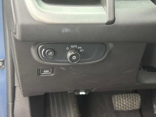 Certified 2024 GMC Terrain SLE image 28