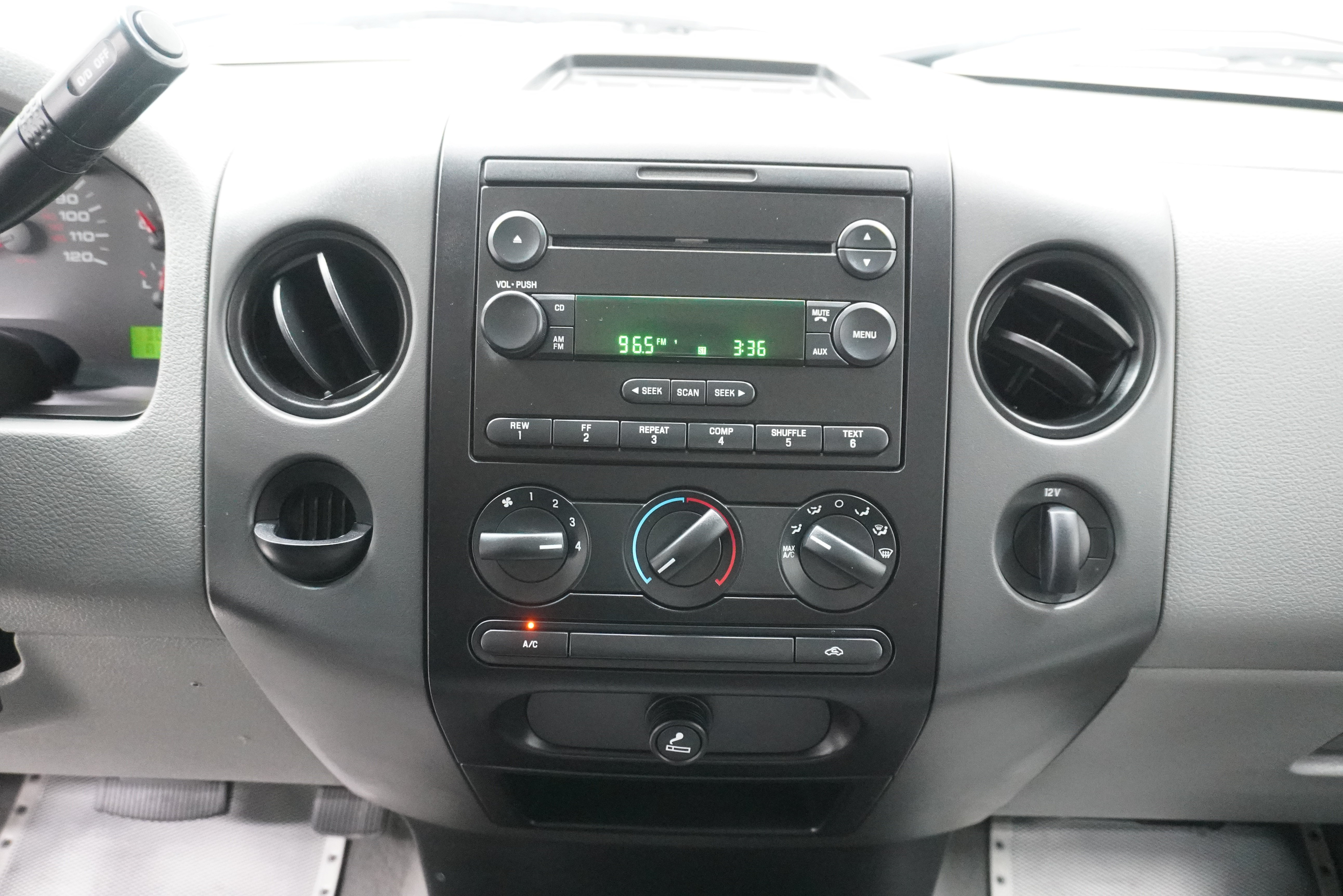 Used 2006 Ford F150 STX AWD/4WD image 14