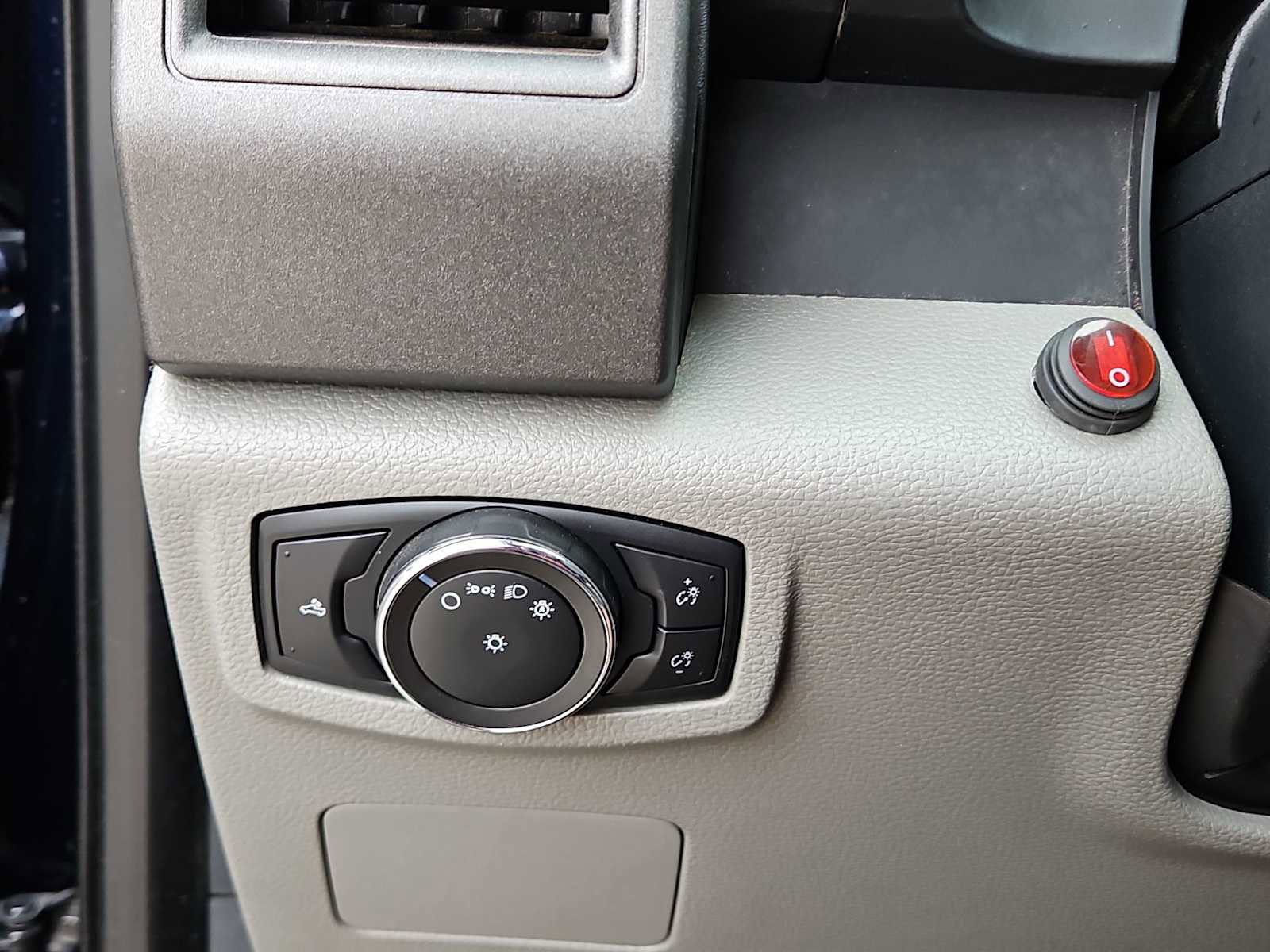 Used 2022 Ford F350 XL image 25