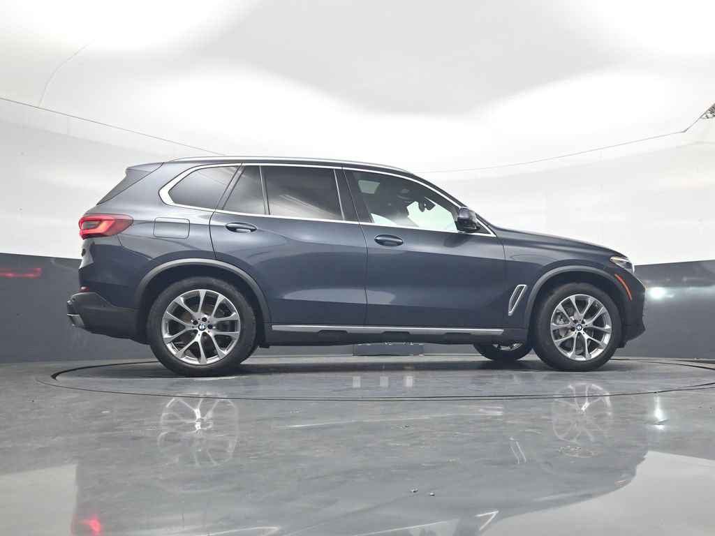 Used 2021 BMW X5 sDrive40i w/ Convenience Package image 24