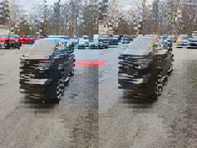 Used 2023 Toyota Corolla LE image 6