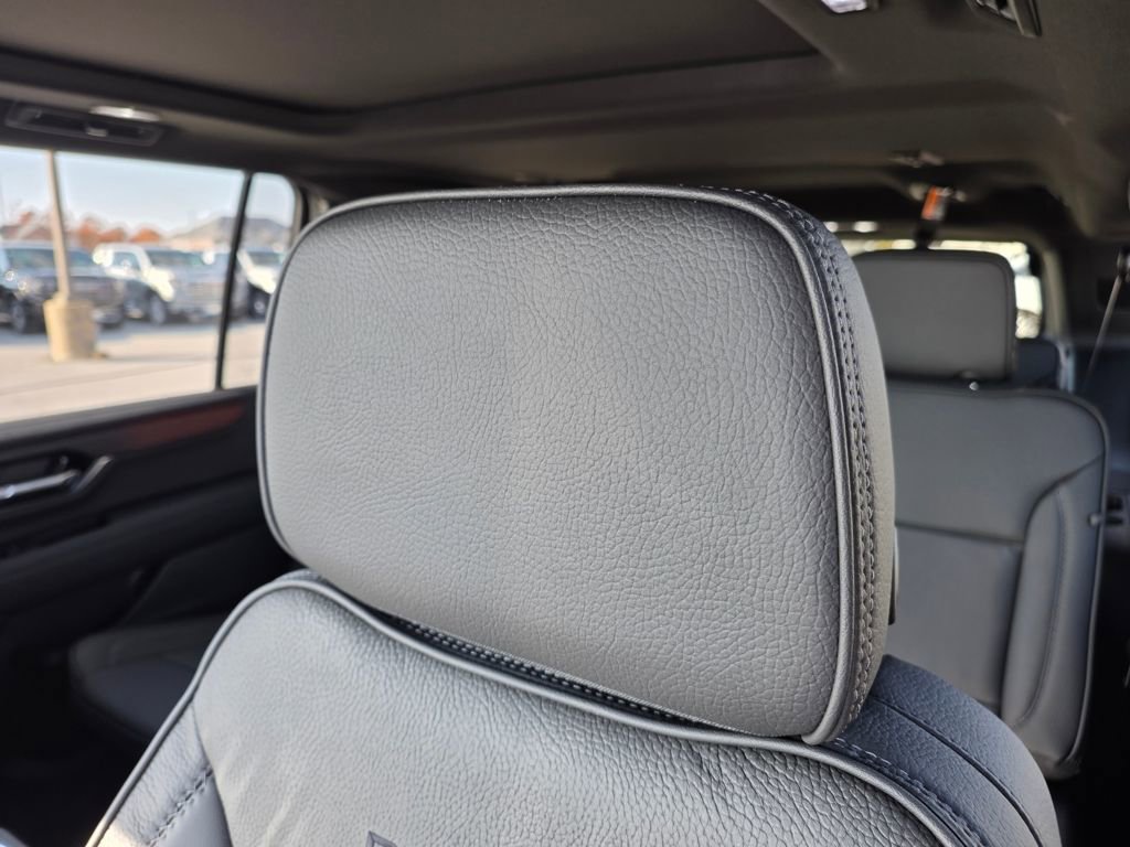 New 2026 GMC Yukon XL Denali w/ Sun & Power Step Package image 23