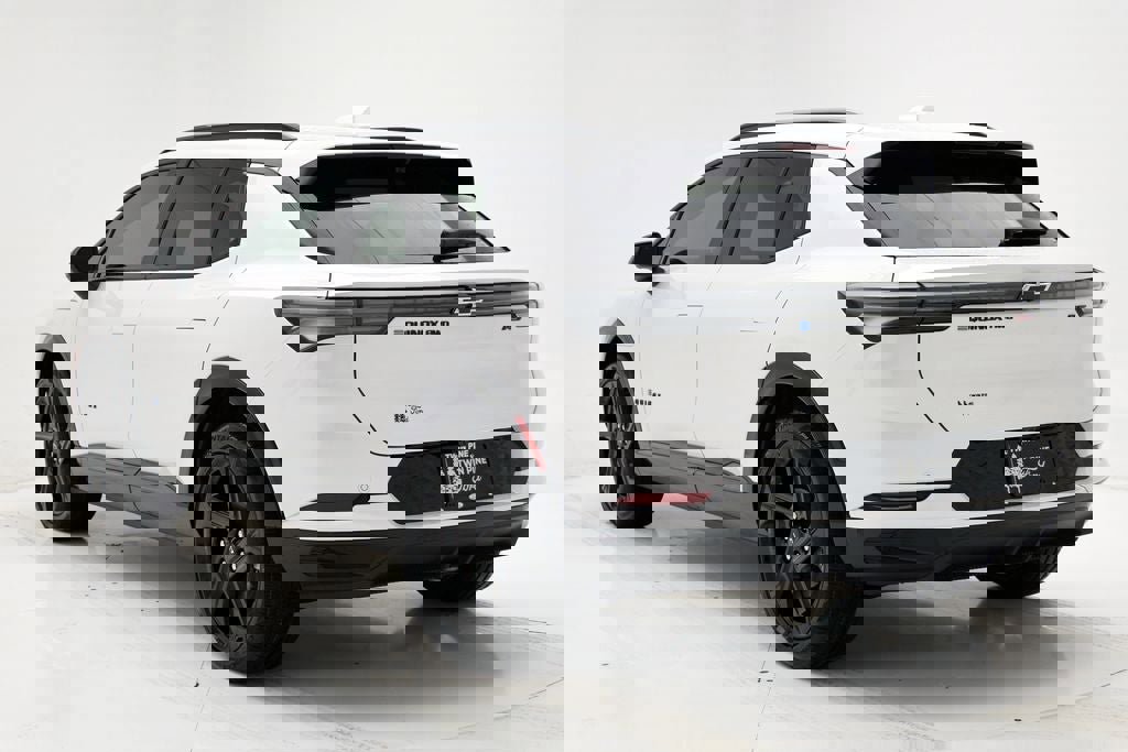 Used 2025 Chevrolet Equinox EV RS image 7