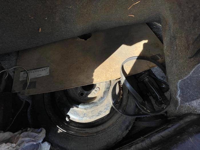 Used 2001 Saturn S-Series SL2 image 26