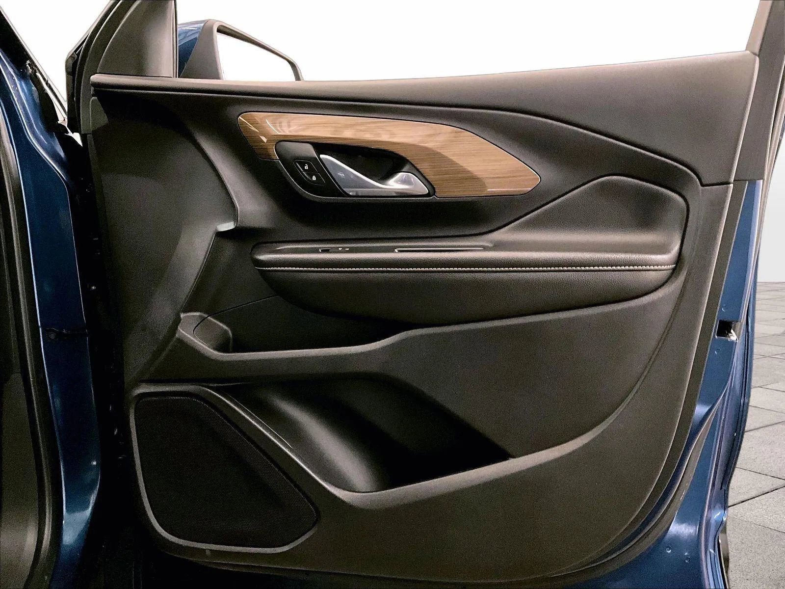 Used 2019 GMC Terrain SLE w/ Driver Convenience Package image 23